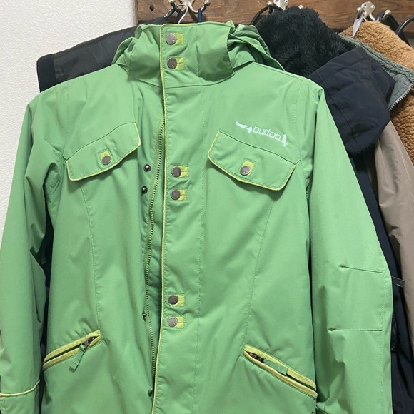 Burton snowboarding jacket - Picture 2 of 3